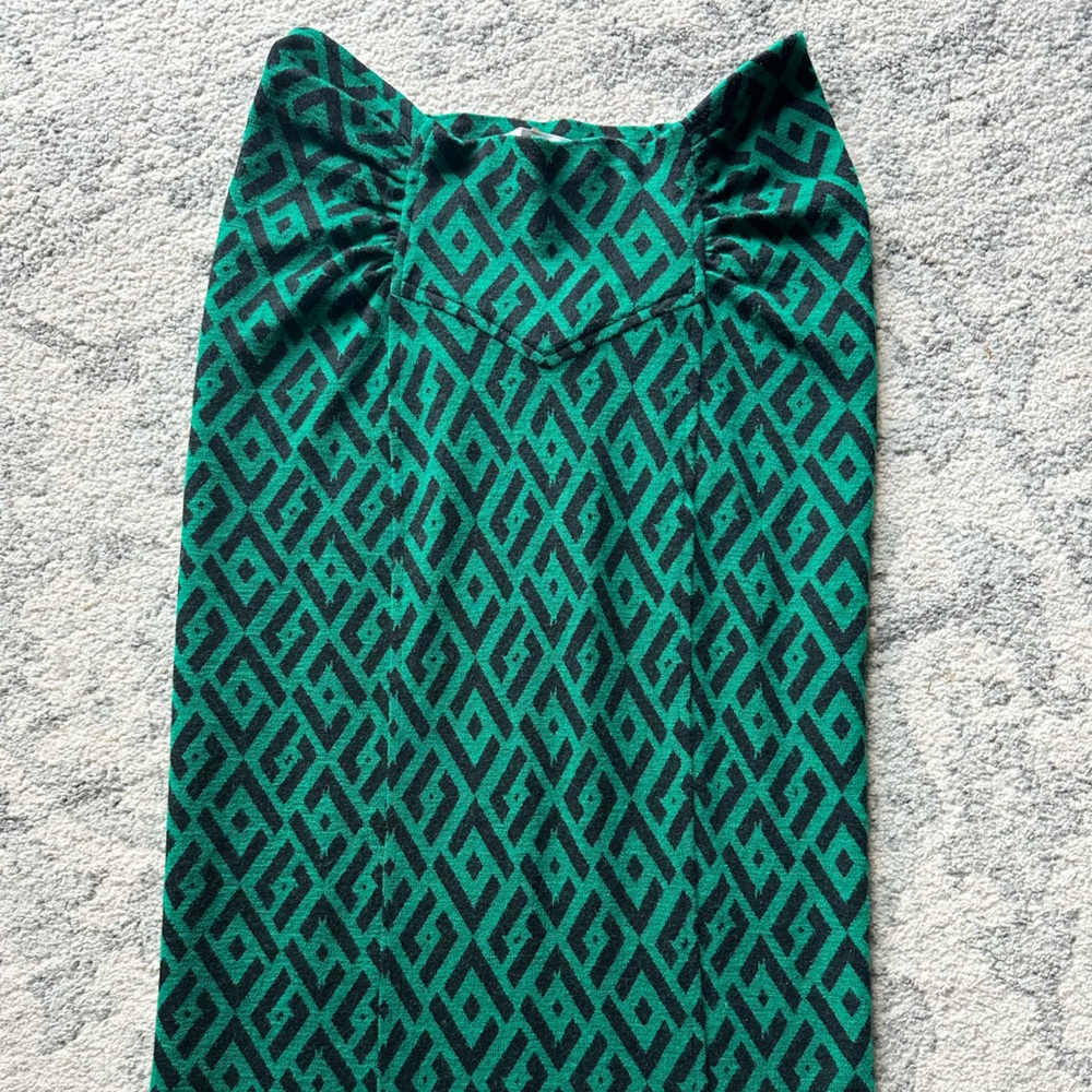 Gorgeous Midi skirt by Diane Von Furstenberg